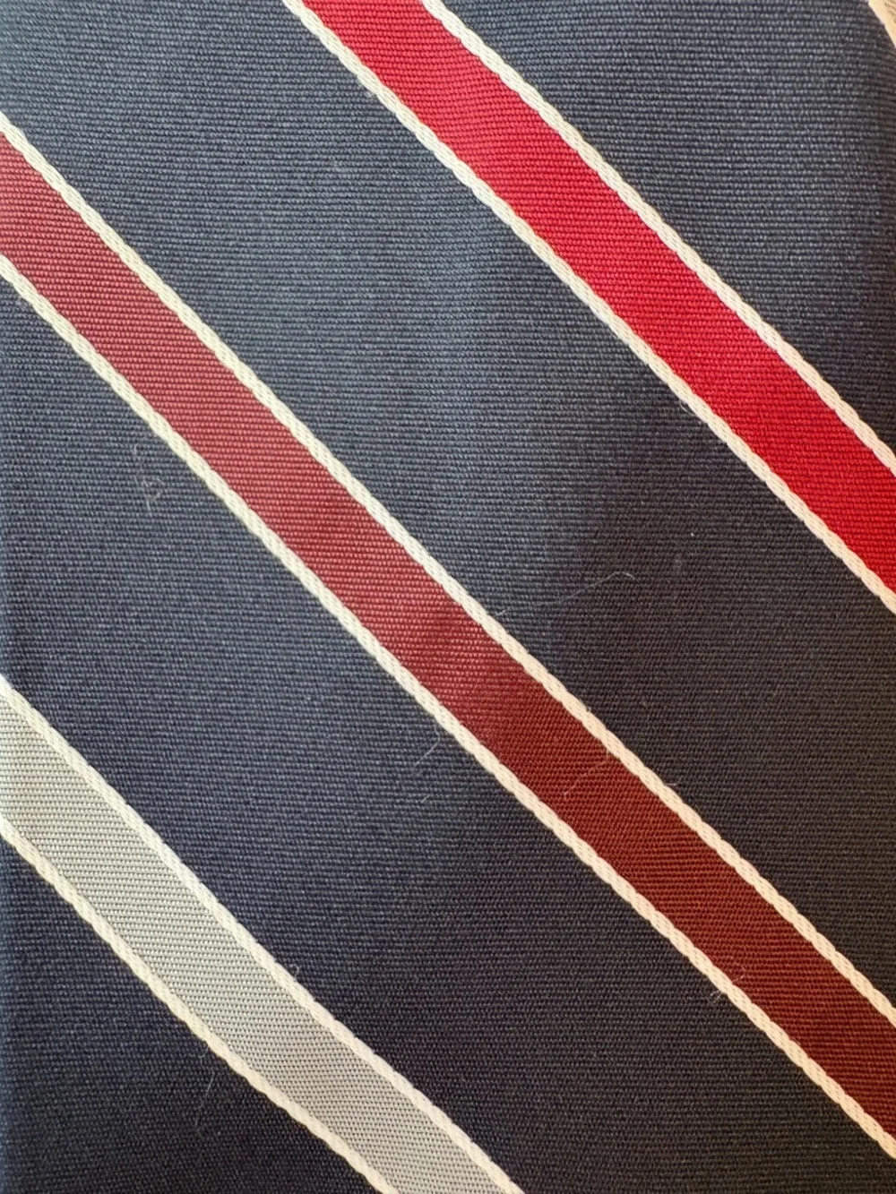 Vintage David Taylor Repp Stripe Necktie Navy Red Silver Wide Blade